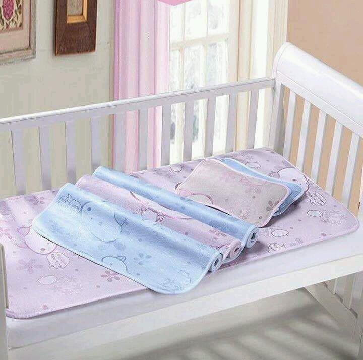 Chiếu lụa điều hòa cho bé