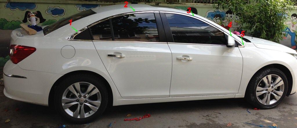 Viền inox cong kính Chevrolet Cruze