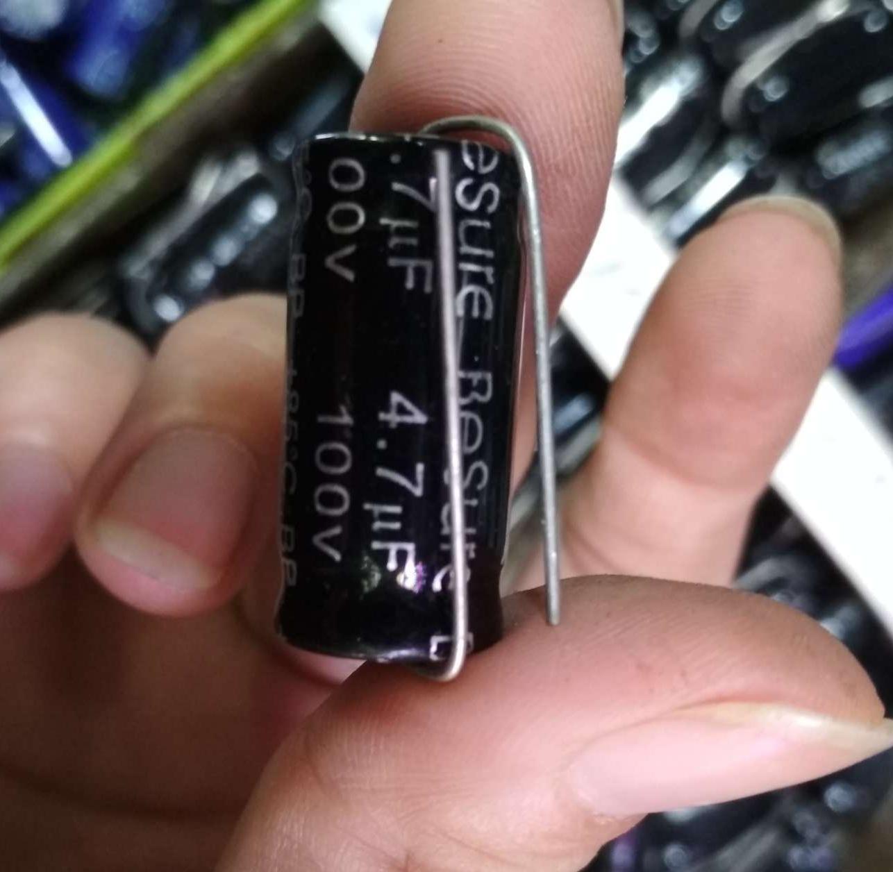 5 tụ loa 4.7 mf 100v besue