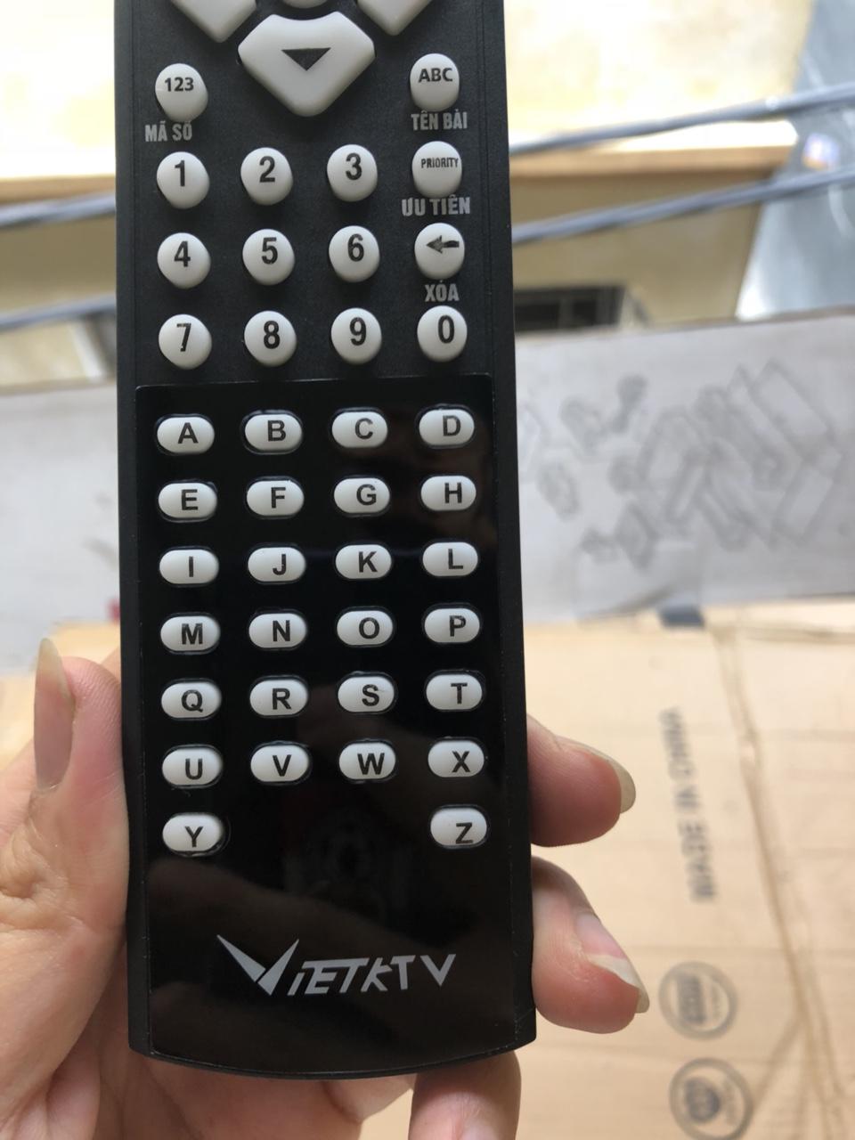 điều khiển vietktv