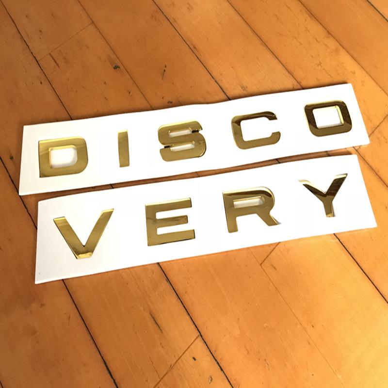 Chữ discovery 3d nổi trang trí ô tô - gold
