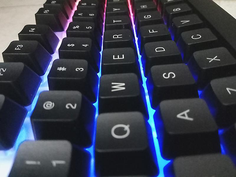 Bàn phím Gaming Bosston 808
