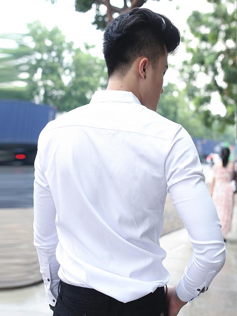 Áo sơ mi nam Trắng Cúc Đen Lụa Nến loại cao cấp, dáng hàn quốc