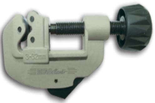 Dụng cụ cắt ống inox