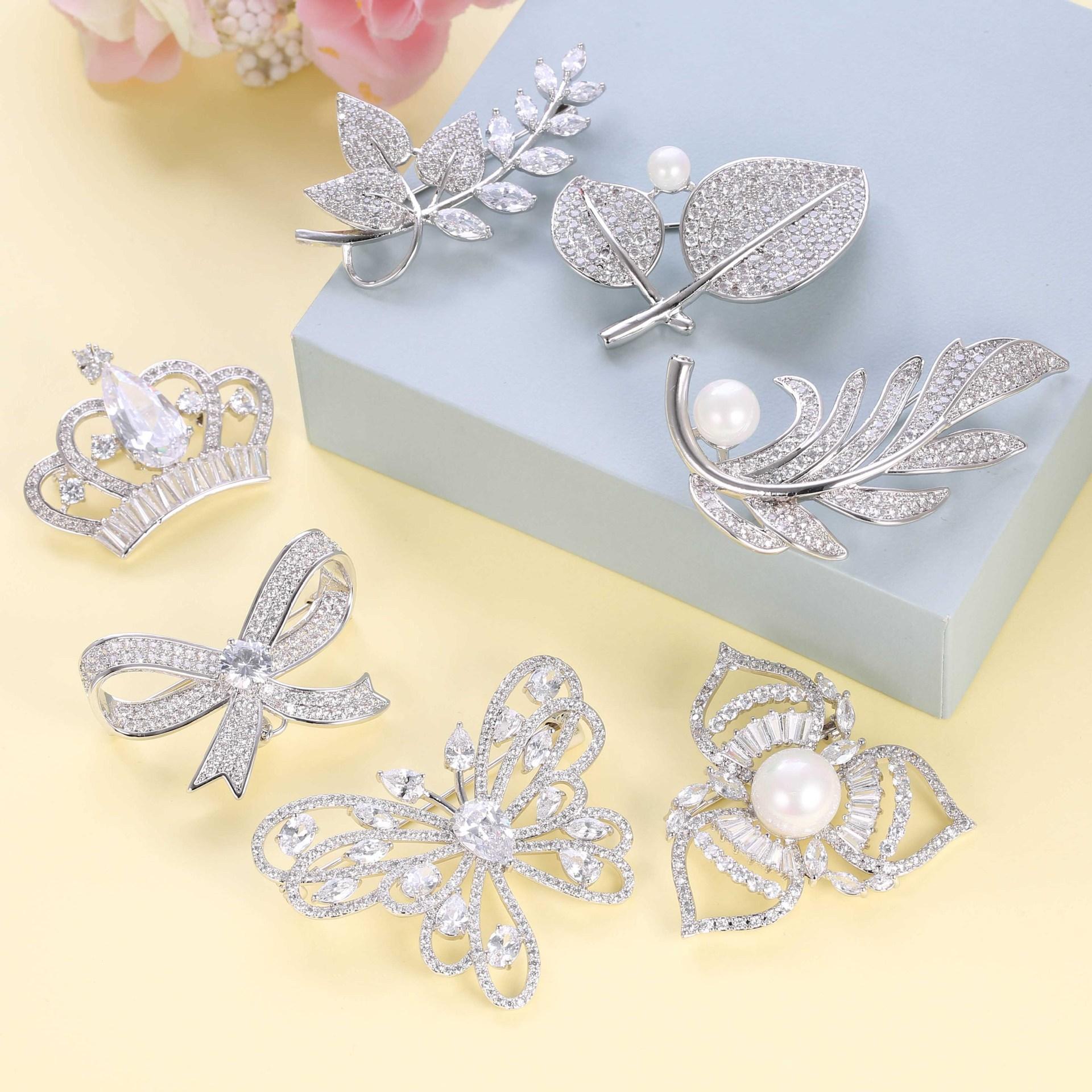 Trâm cài tóc hình chiếc lá nhỏ xinh