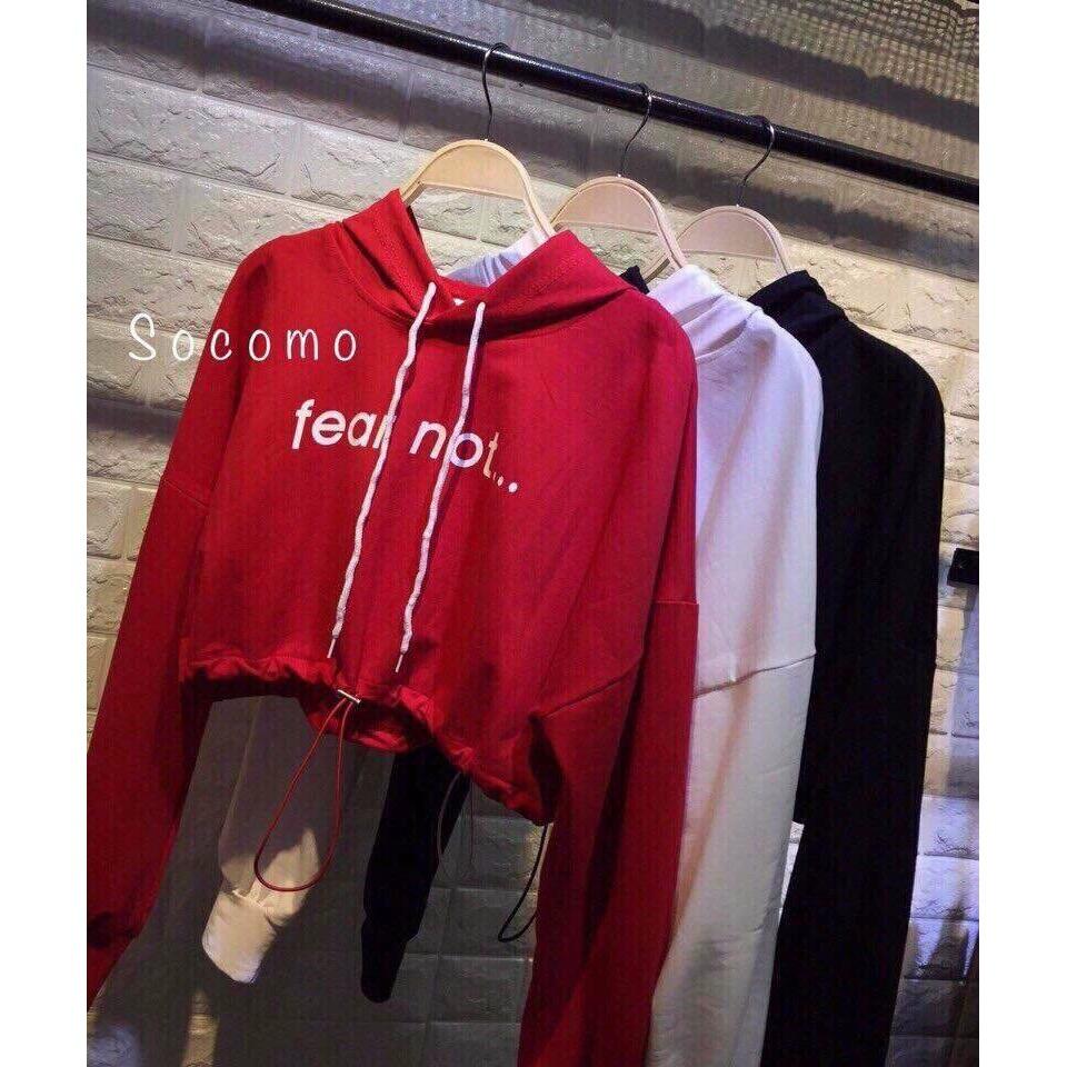 Áo crop top phối mũ FEAR NOT...