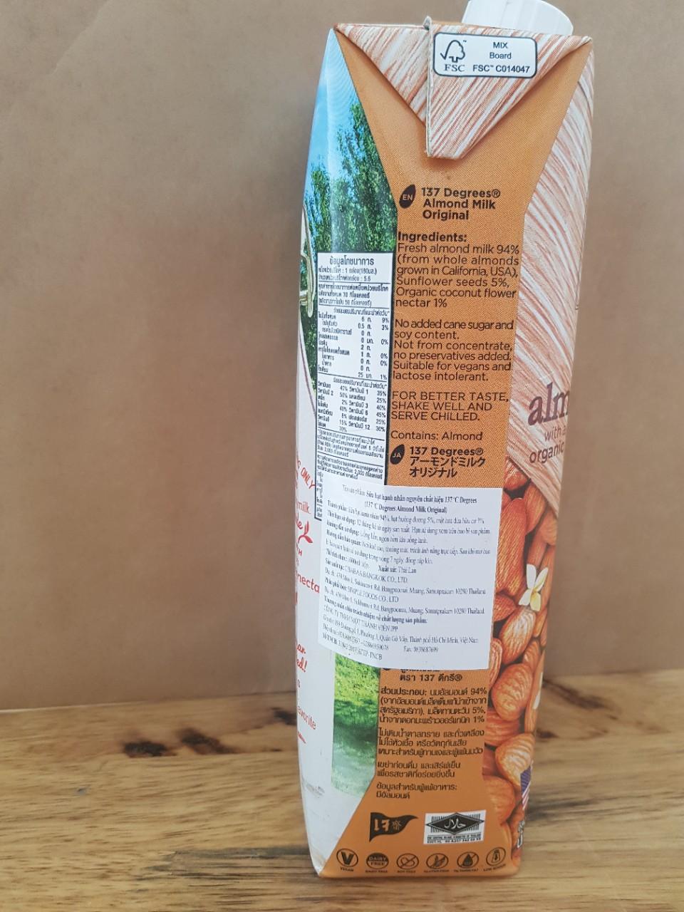 Hộp Sữa Hạt 137 Degrees Hạnh Nhân Nguyên Chất 1000ml