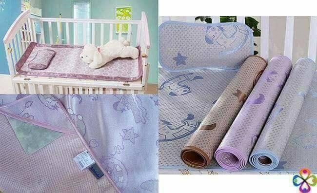 Chiếu lụa điều hòa cho bé kèm thêm gối Hương thảo mộc
