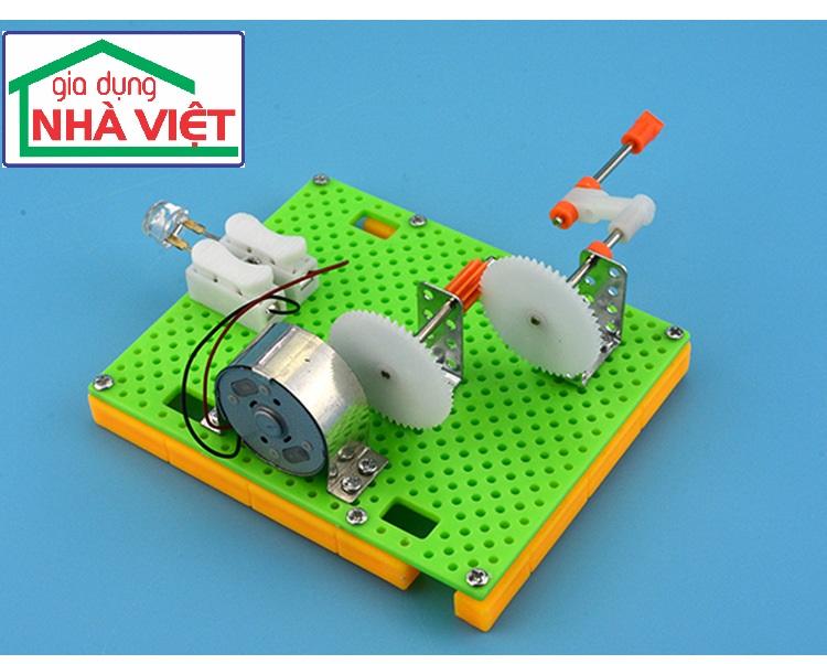 Bộ lắp ráp máy phát điện quay tay