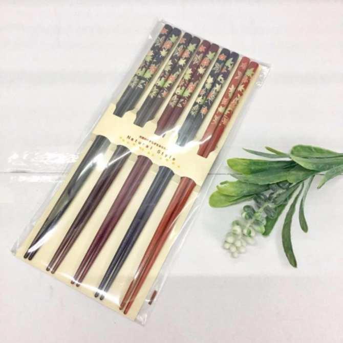 Set 5 đôi đũa mẫu lá phong (Made in Japan) - Hàng Nhật nội địa