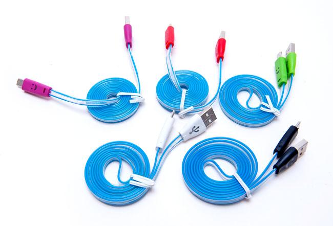 Cáp sạc Micro USB đèn LED dạ quang đa năng hình mặt cười  - PKCB