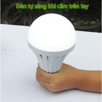 Bộ 5 Bóng đèn LED Bulb tích điện thông minh Smartcharge 15W (Trắng)