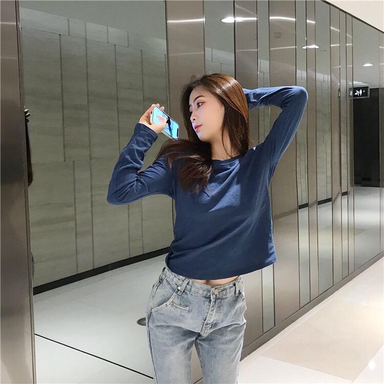 Áo thun croptop hở lưng sexy