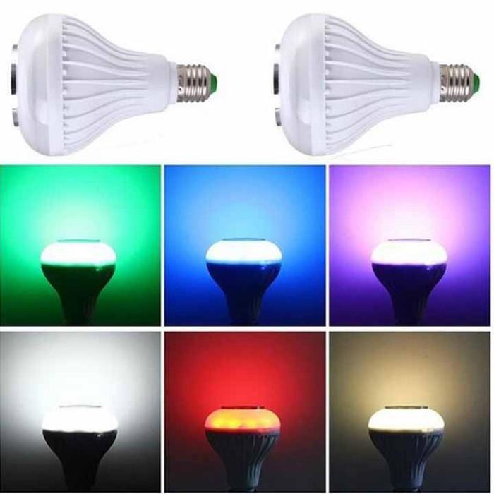 Loa bluetooth kiêm bóng đèn LED đổi màu