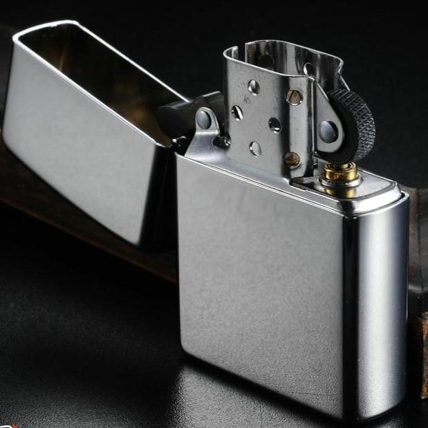 Zippo High Polished Chrome Authentic 100%