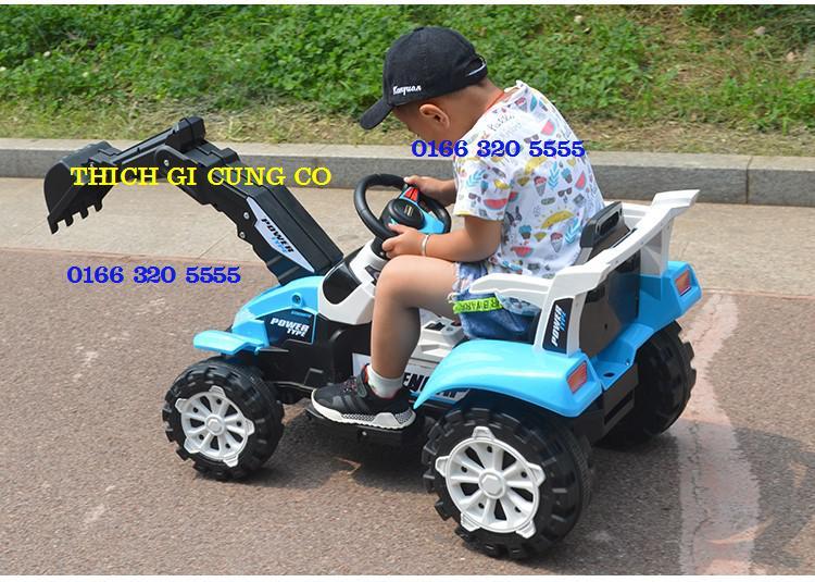 Xe cần cẩu điện loại to cho bé có đền và nhạc mẫu mới nhất 2018