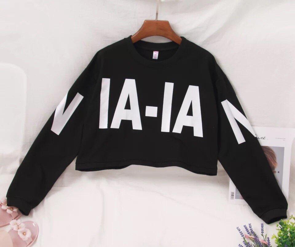 Áo croptop chữ IA IA siêu siêu cá tính