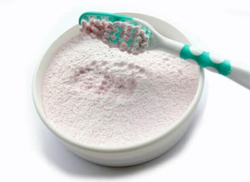 Bột Trắng răng của Nga 75g giúp làm trắng răng