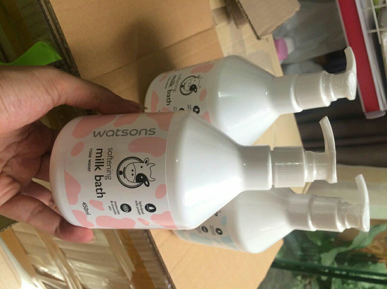 Sữa tắm Watsons Milk Bath 450ml Thái Lan
