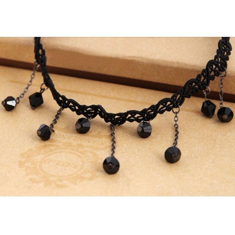 Vòng cổ choker đơn giản chuỗi đá đen sexy