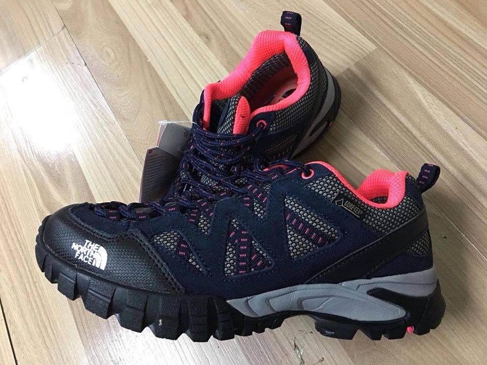 Giày leo núi nữ The North Face - 9810