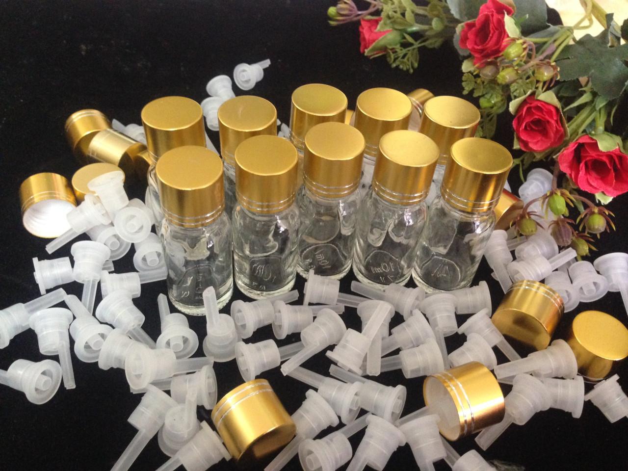 Lọ thủy tinh trong nắp vàng 10ml
