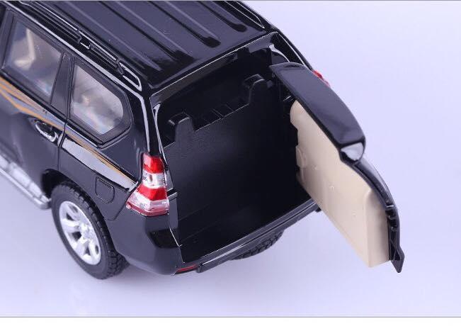 MÔ HÌNH XE TOYOTA LAND CRUISER PRADO 1:32 (ĐEN)