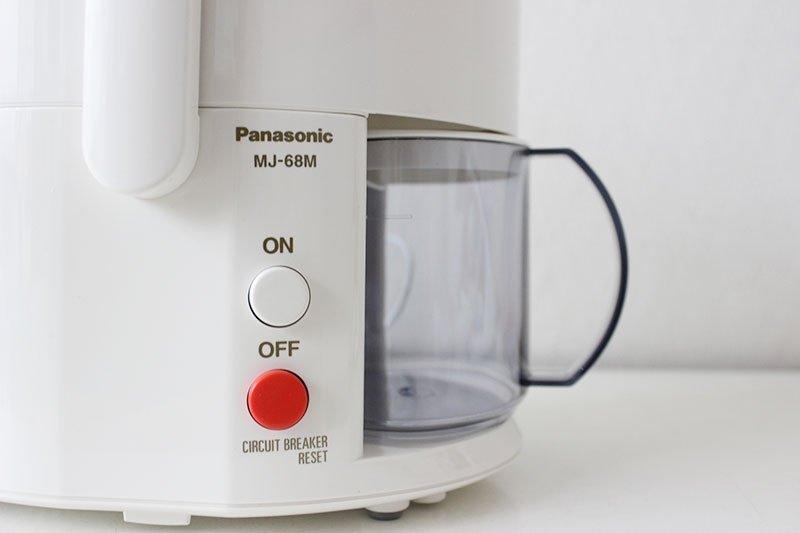 Máy ép trái cây Panasonic MJ68M - Hàng nhập khẩu