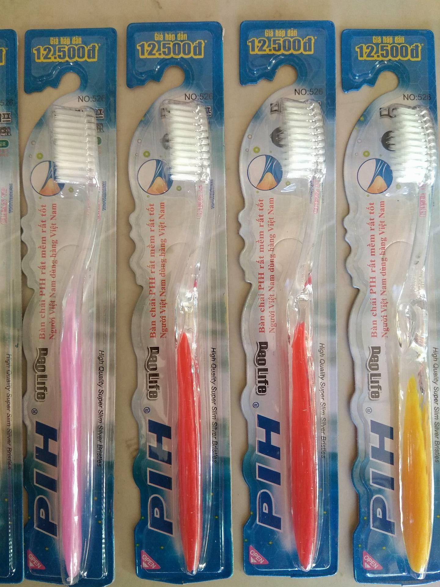 36 bàn chải đánh răng ph ( 3 lố )