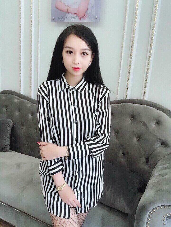 Áo sơ mi nữ kẻ sọc form dài SM790