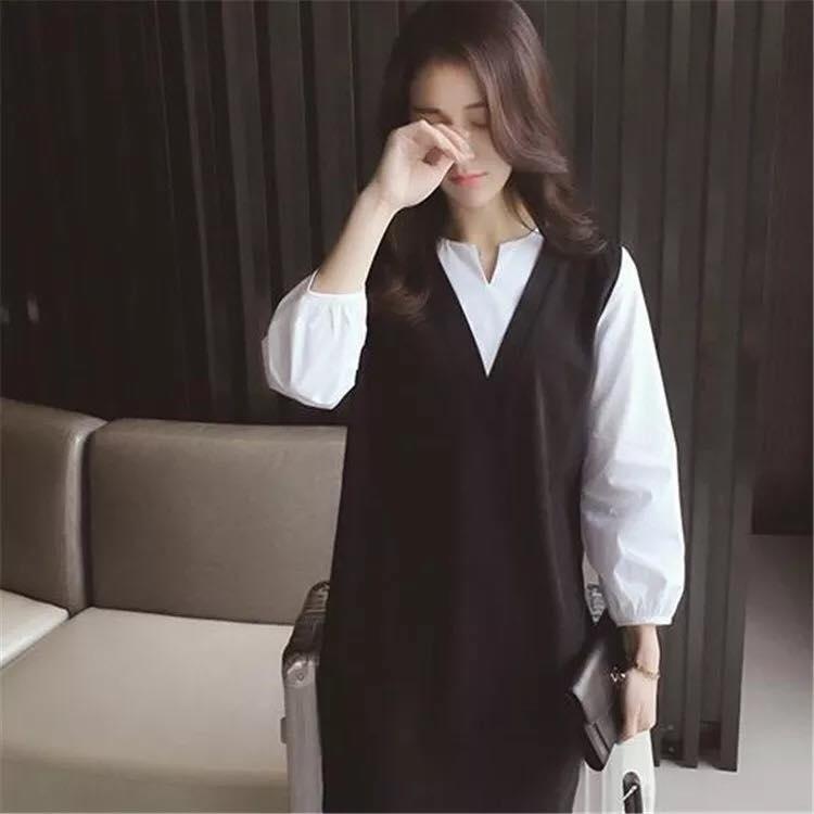 Váy Bầu Đen Phối Trắng Cổ Khoét V