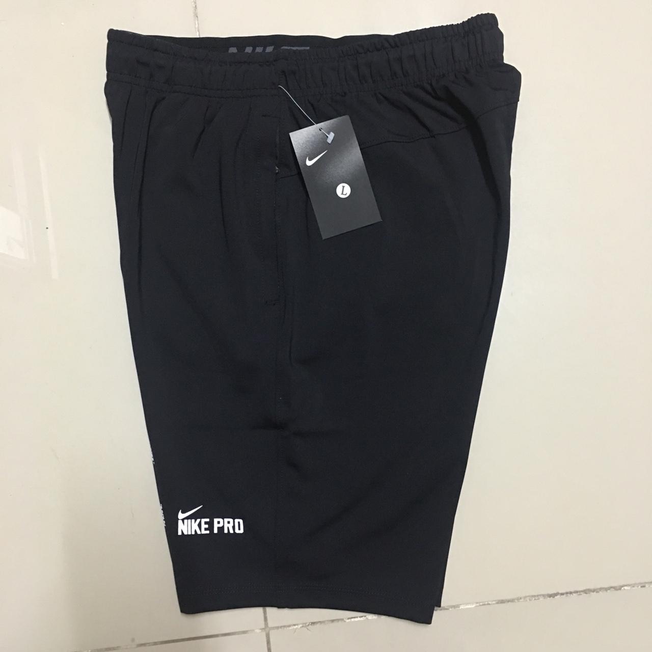 Quần short thể thao nam chất liệu thun co giãn 4 chiều