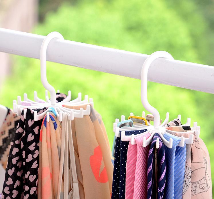 Combo 2 Móc Treo Trang Sức Caravat