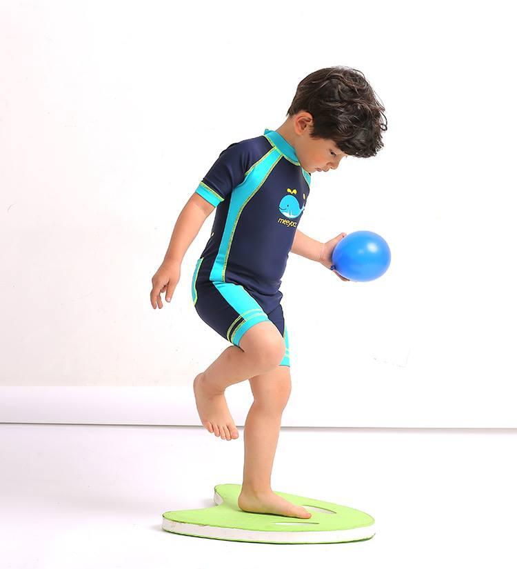 [HCM]Đồ bơi bé trai liền thân - kèm nón bơi