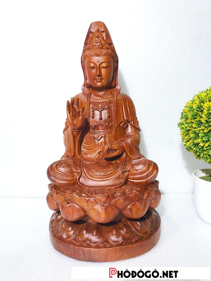 Tượng gỗ Mẹ Quan Âm gỗ Hương trang trí trên xe hơi cao 16cm