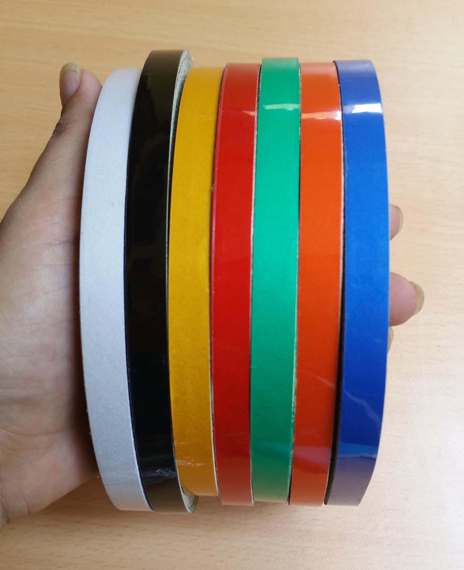 Cuộn dán vành phản quang ( màu xanh lá)