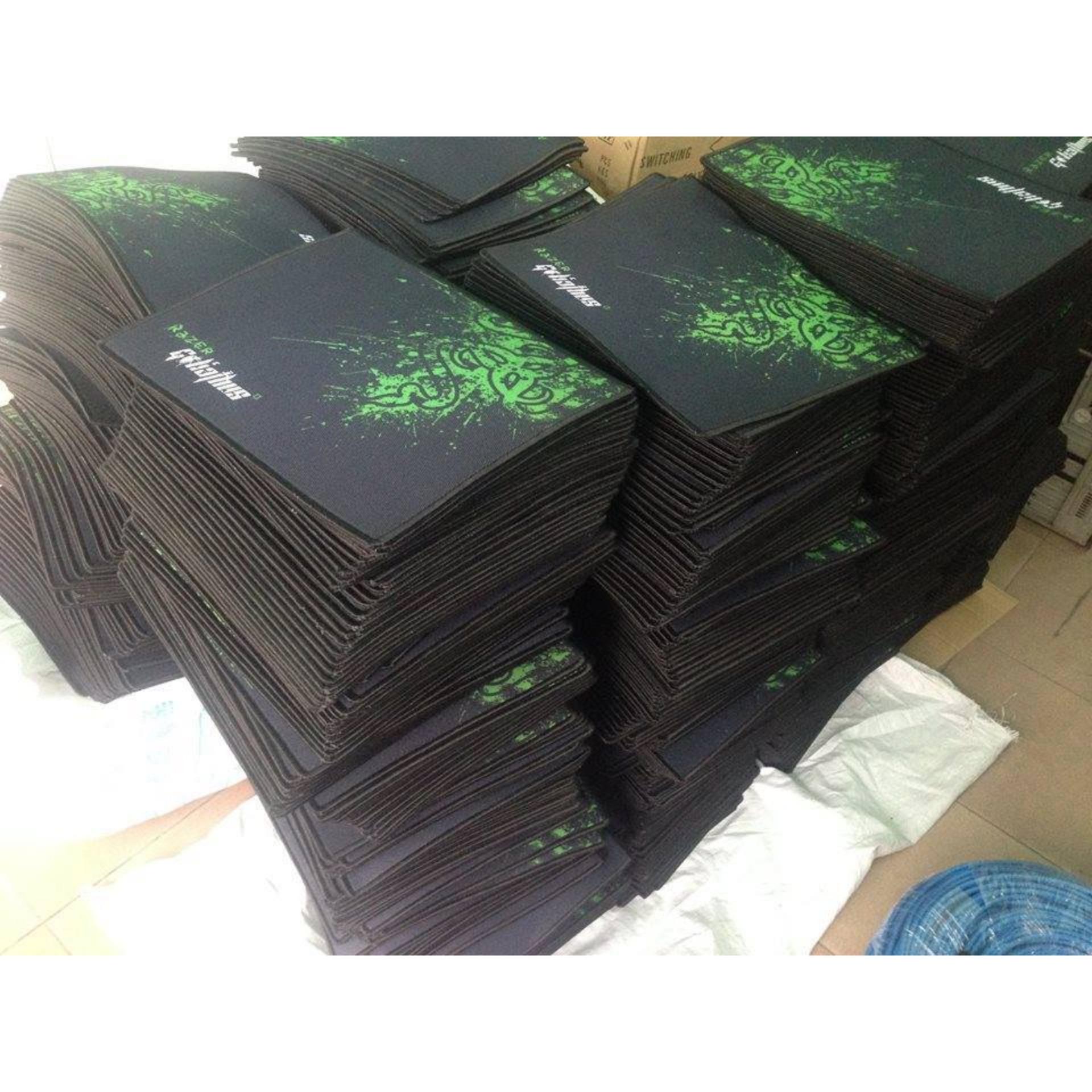Bàn di chuột Razer