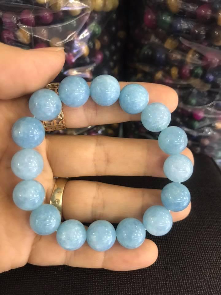 VÒNG TAY PHONG THỦY ĐÁ AQUAMARINE MÀU XANH NHẠT 14 LY