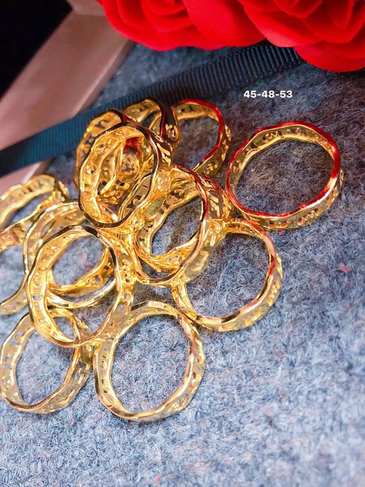 Nhẫn chú bình an vàng 10k