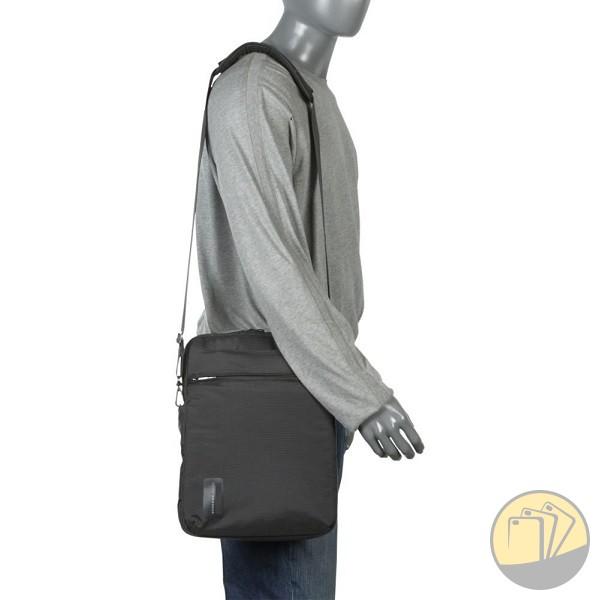 Túi Tucano Work Out Vertical for Macbook 13