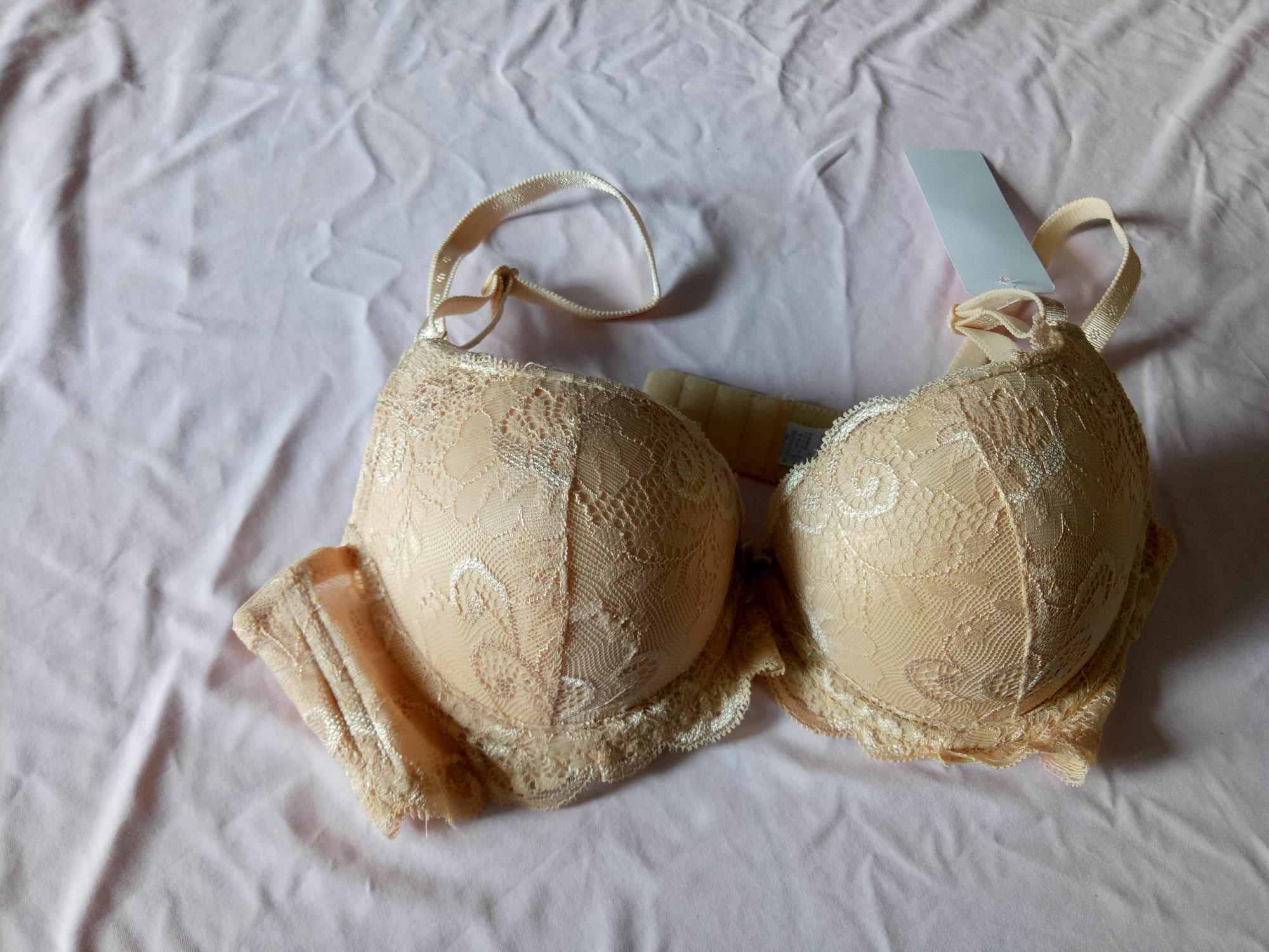 Combo 2 áo mút dày siêu đẩy
