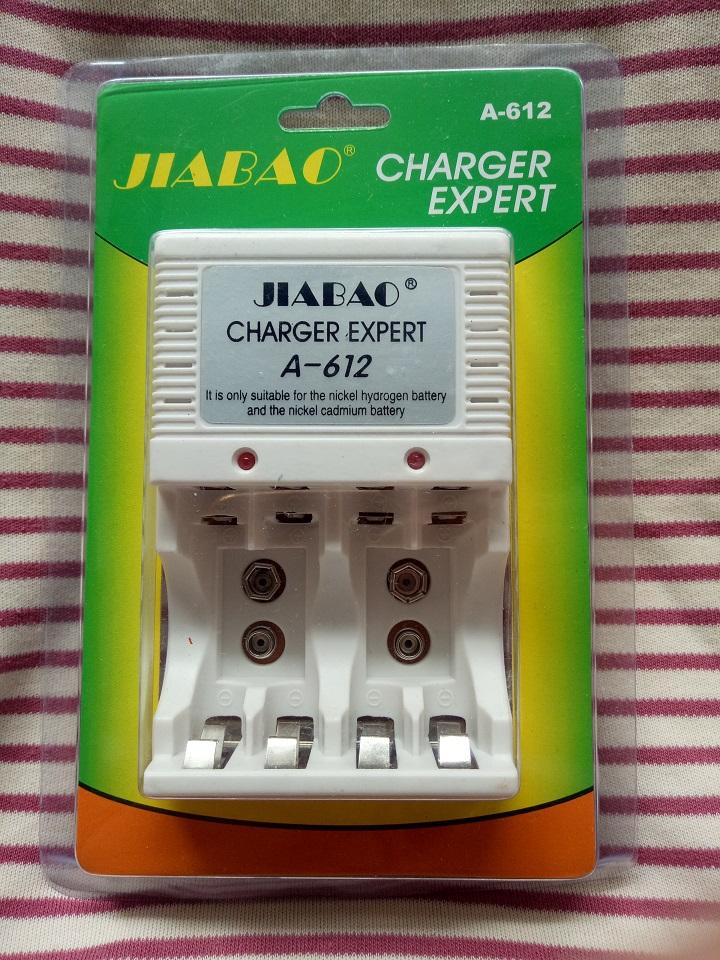 Sạc pin đa năng jiabao a612