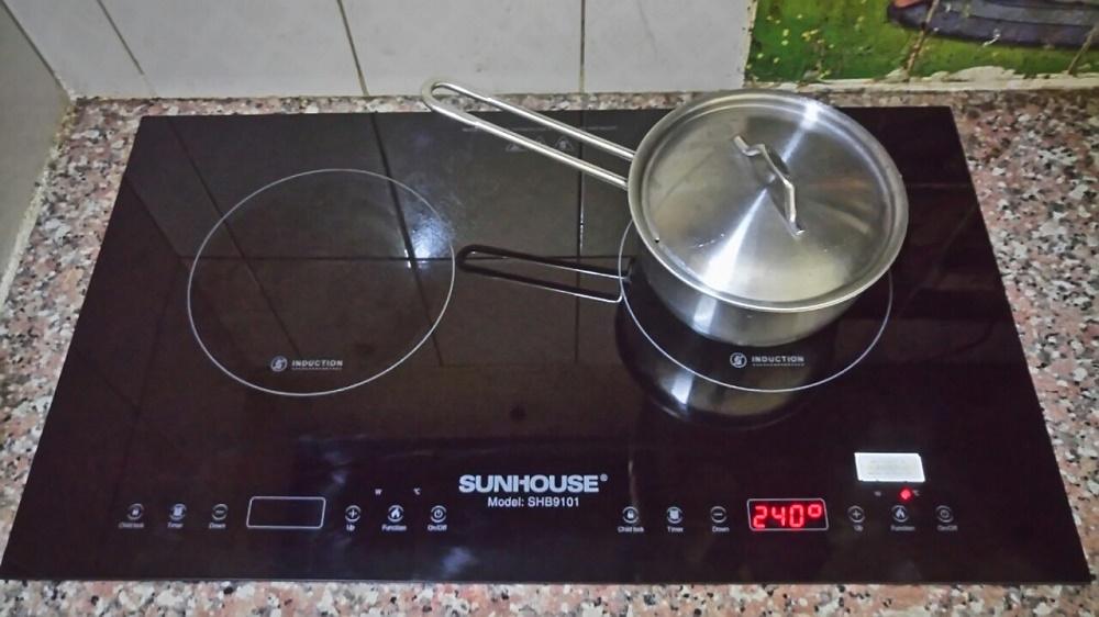 Bếp điện từ đôi Sunhouse SHB-9101