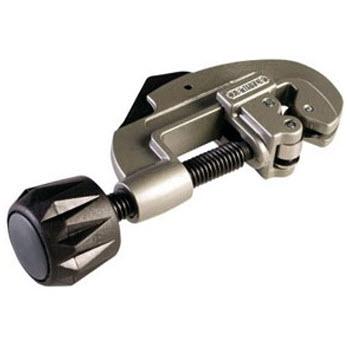 Dao cắt ống Stanley 93-020 (2-28mm)
