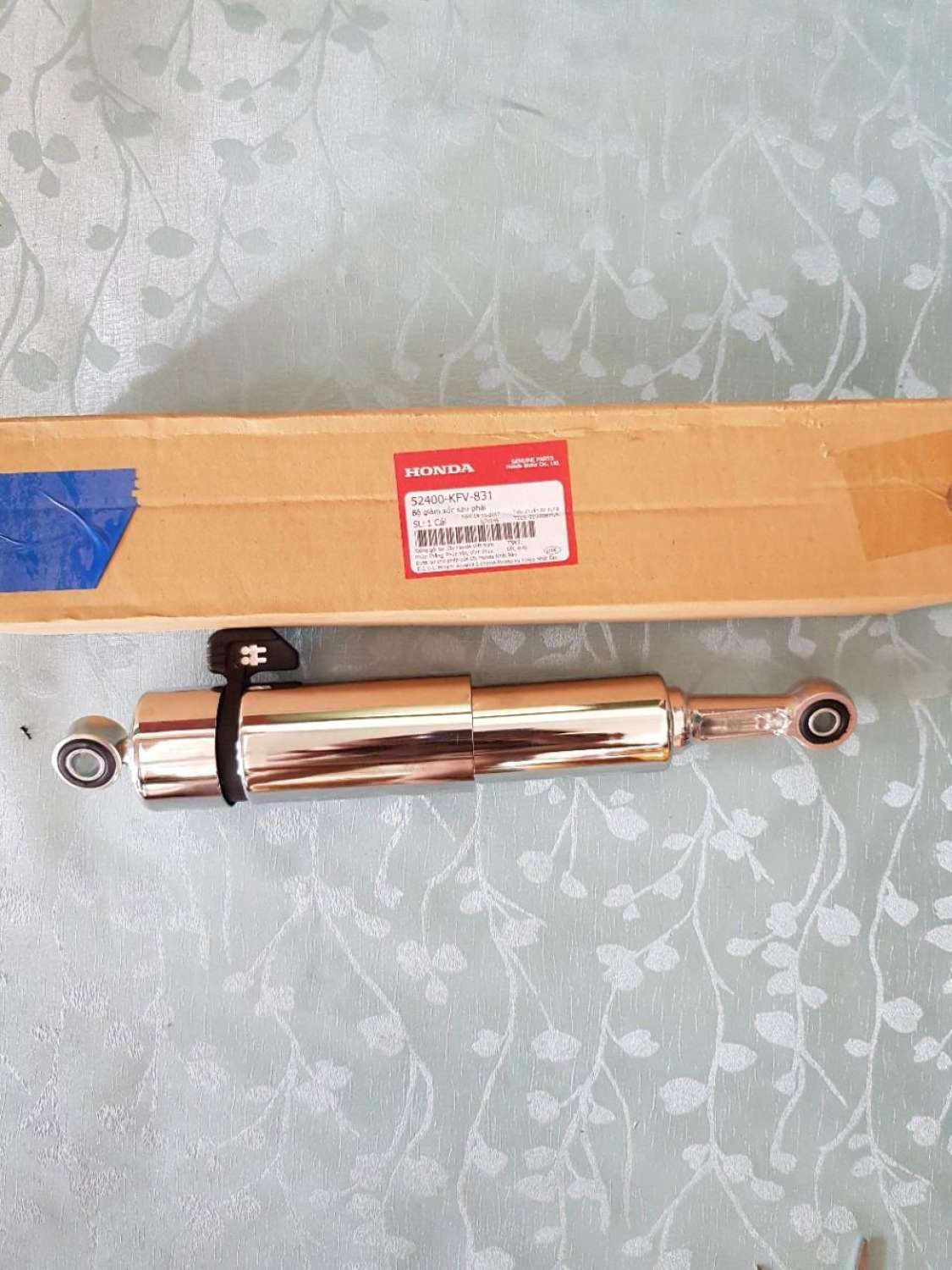 Đôi Giảm xóc sau, phuộc sau phải+trái Dream 100 từ 1999 đến 2006, hàng din Honda mới 100% (Mã số: 52400KFV831 và 52500KFV831)