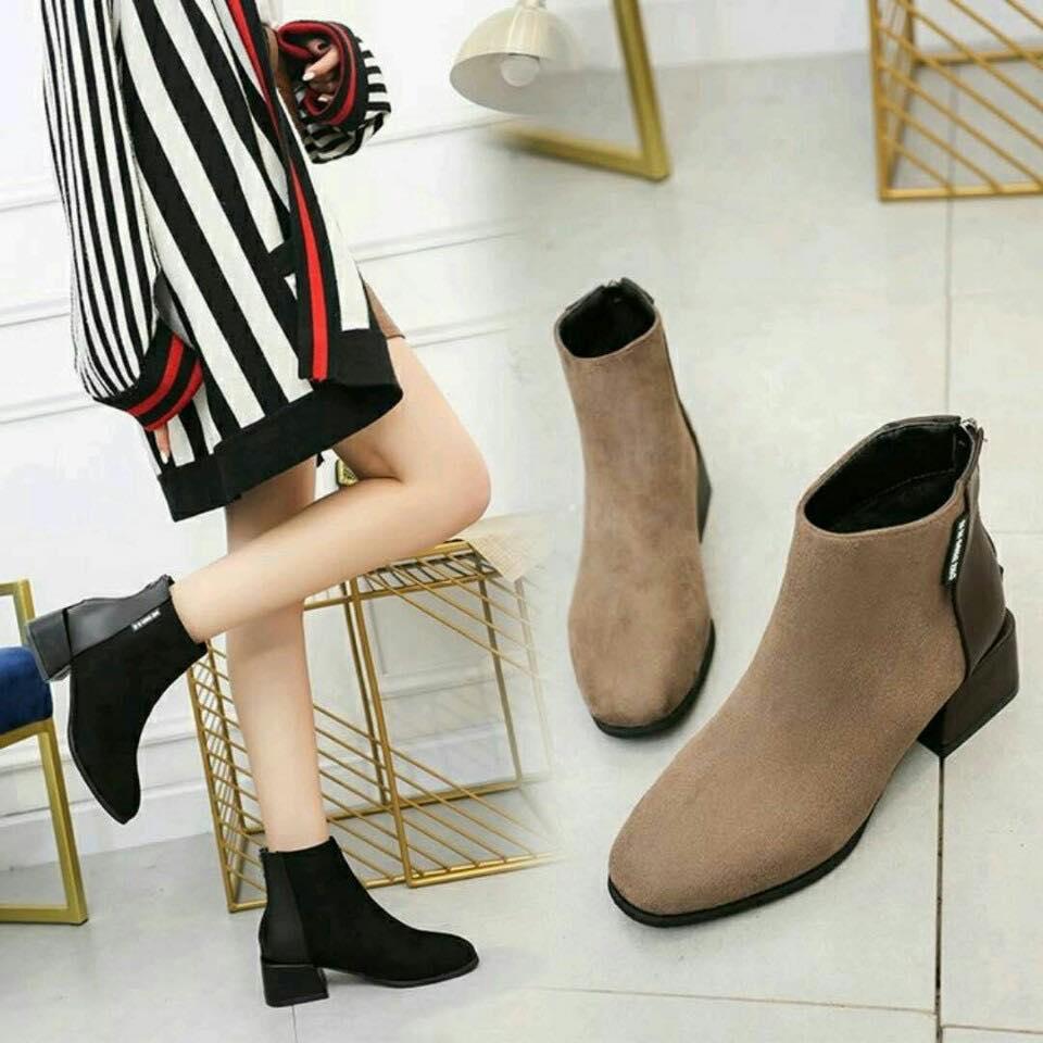 Giày Bốt Da Lộn Khóa Sau Gót Vuông 5cm