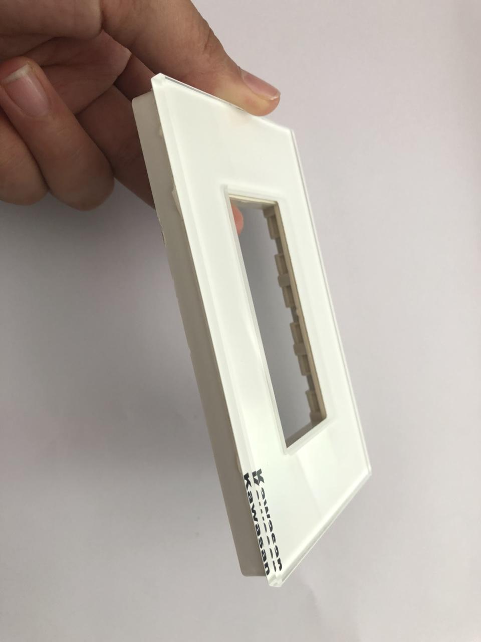 MẶT KÍNH CƯỜNG LỰC CÔNG TẮC  KW-MP3