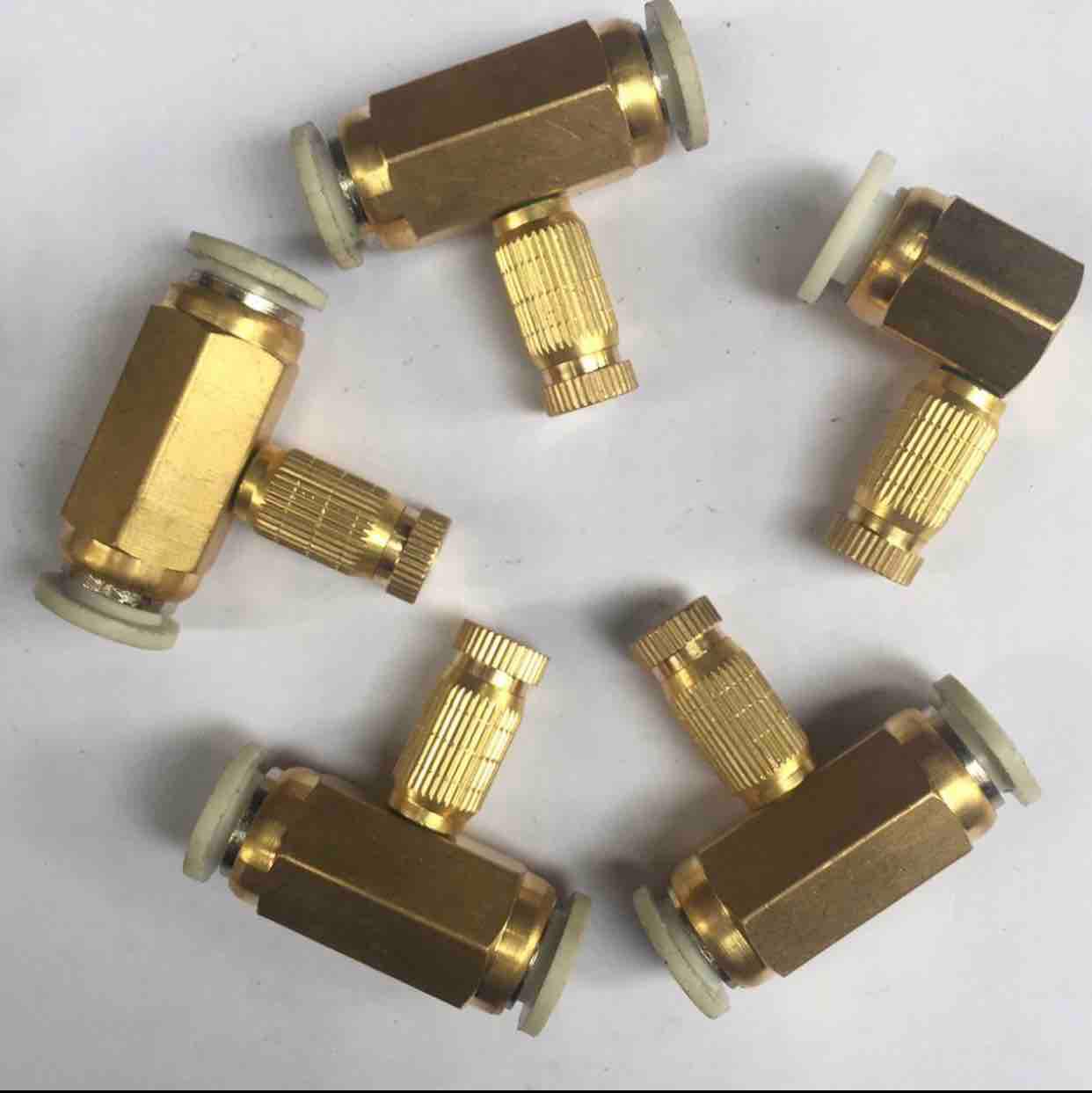 Bơm phun sương HF-8379 gồm 5 đầu và 10m dây