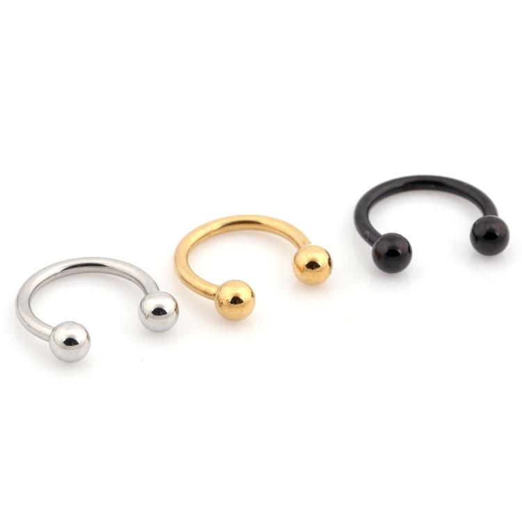 Khuyên xỏ mũi vách ngăn  Septum