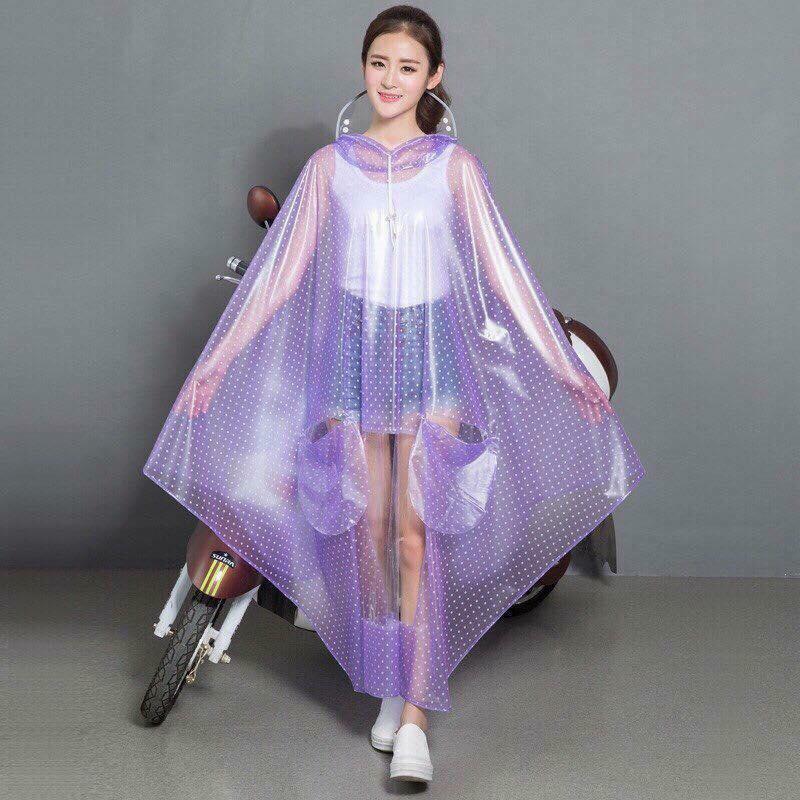 Áo mưa chấm bi cánh dơi